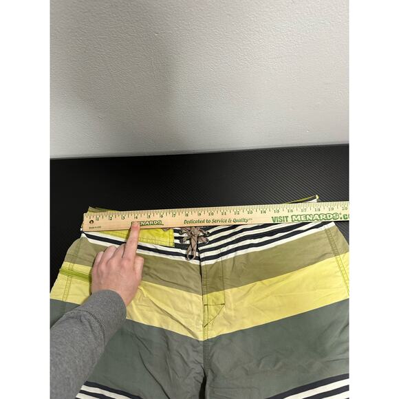 Patagonia Men's Board Shorts Nylon Striped Yellow Green Size 38 - Picture 4 of 9